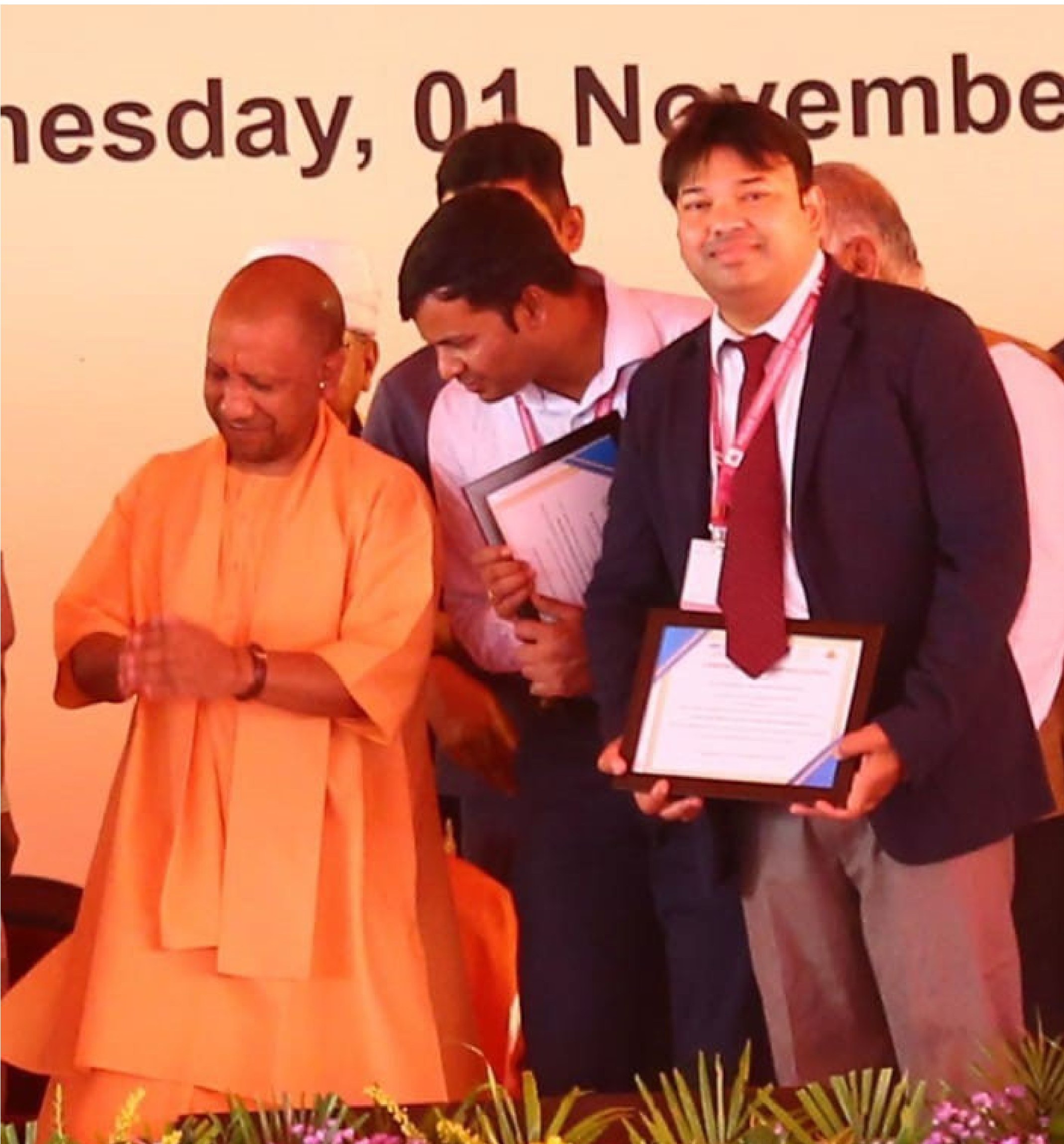 Amit Varshney being felicitated by the Chief Minister of Uttar Pradesh